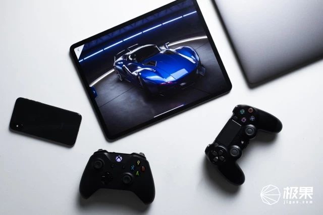 ipad终于能连手柄玩游戏了,ipad2019如何更好的玩游戏