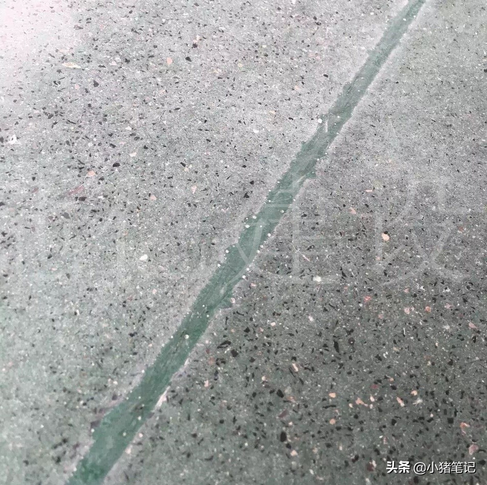 怎样防止混凝土地坪拱起开裂,防止地坪开裂的方法