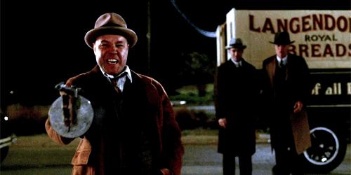 *手党黑**传奇教父+悲情烂片导演,这部电影是真正的灾难艺术品