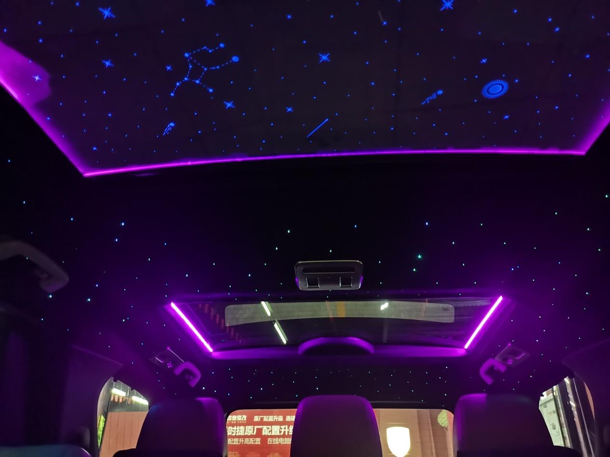 路虎揽胜换装纳多灰,路虎揽胜升级干椒红