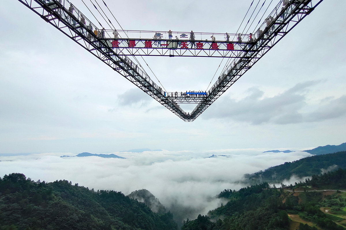 奥陶纪重庆万盛悬崖秋千有多高,悬崖秋千重庆奥陶纪体验全程