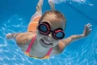 儿童恐水行为有哪些,小朋友怎么克服恐水心理