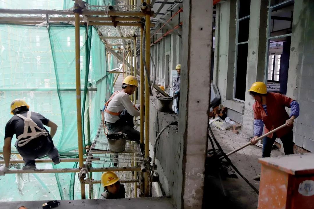 现场直击施工现场,建筑施工现场直击