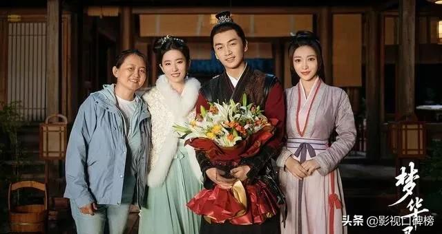 被两大卫视抢着播，《冰雨火》为什么如此火爆，不仅仅因为王一博