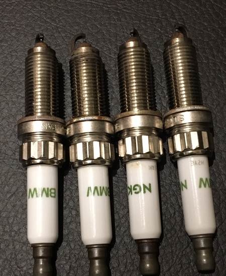ngk和博世火花塞哪个好,ngk铱金火花塞正品价格
