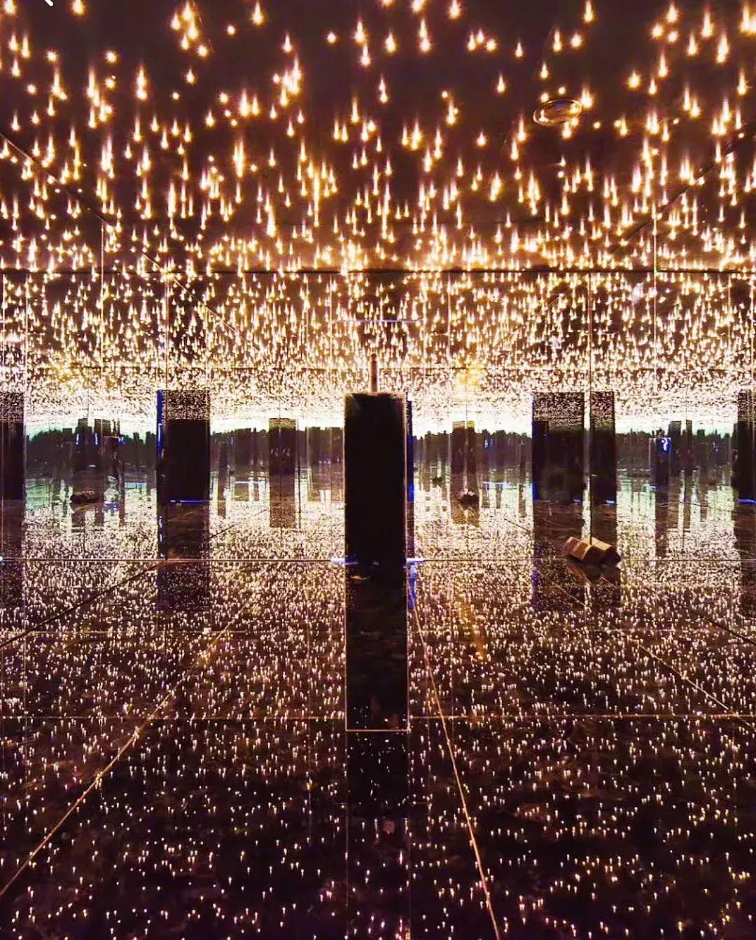 ysl在香港开了家美妆快闪酒店,ysl在上海哪里