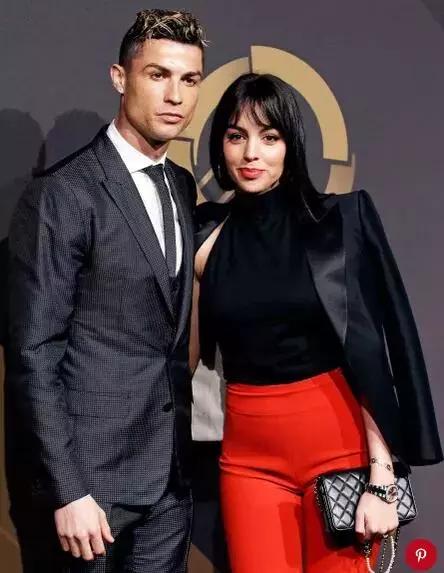 不输第一美臀，乔妹是靠它俘获C罗的心？