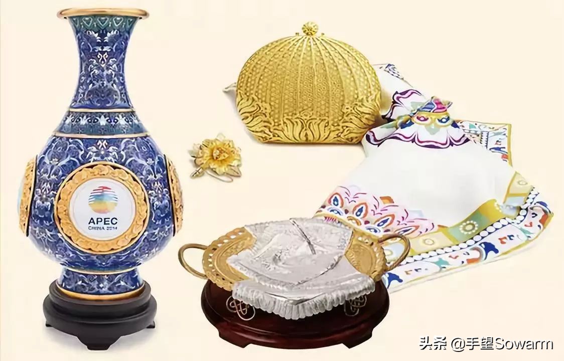 “兴正礼乐，度制于是政”，国礼是政治的媒介？