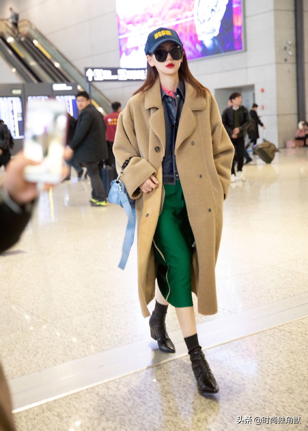 冬季温暖毛绒穿搭既少女又软萌,让秋冬内搭也穿出时髦感