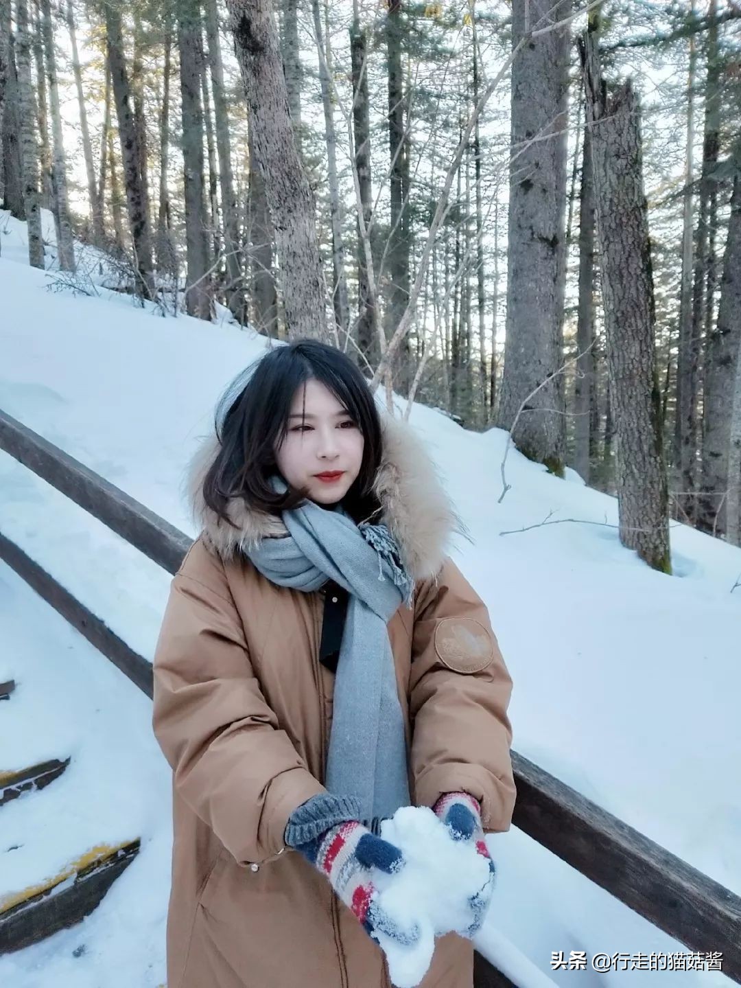 长白山天池猴子泡温泉 (长白山冬天看天池)