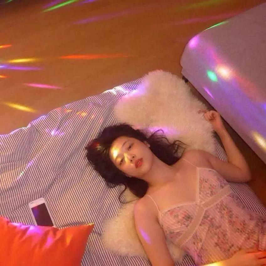 财阀控制中的韩娱圈，进行“黄色”交易，女星不堪*力暴**自杀身亡