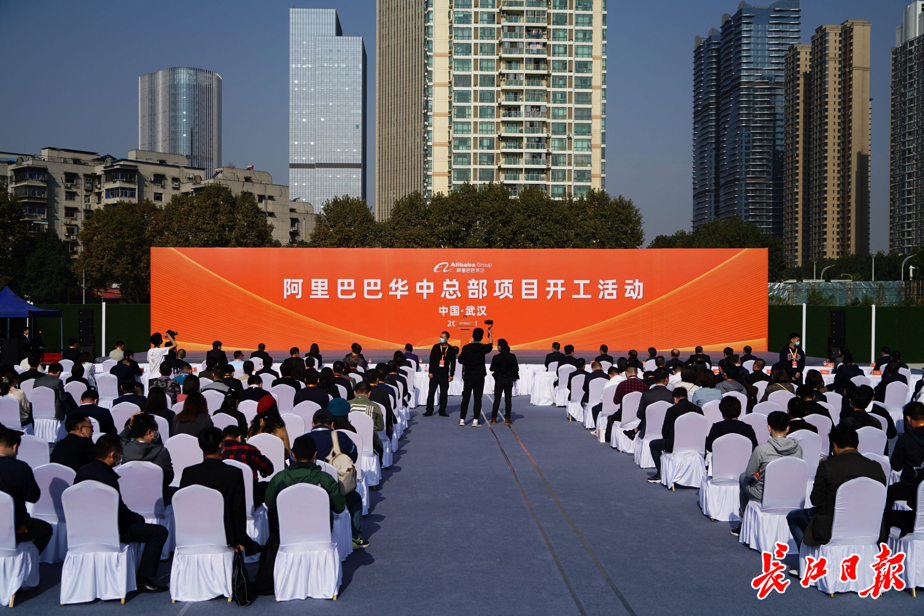 当“24小时客服”为项目服务，武昌区前三季度新开工20个亿元项目|比学赶超砥砺前行