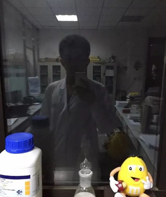 大学生没有钱的心酸,没钱了又借不到钱怎么办大学生