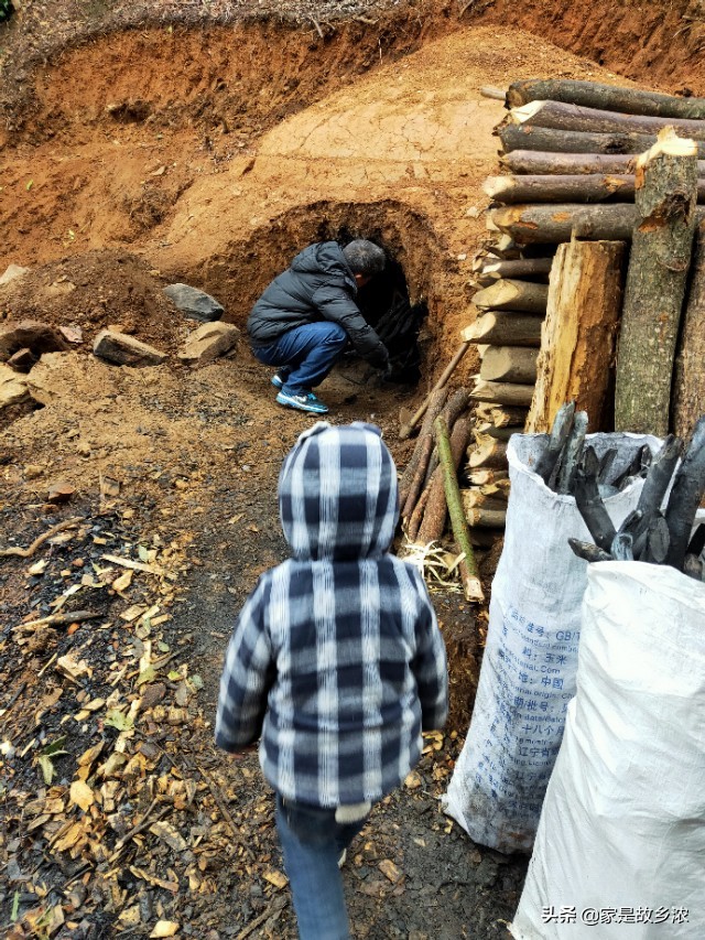 真正的果木炭原木炭,传统木炭怎么烧炭
