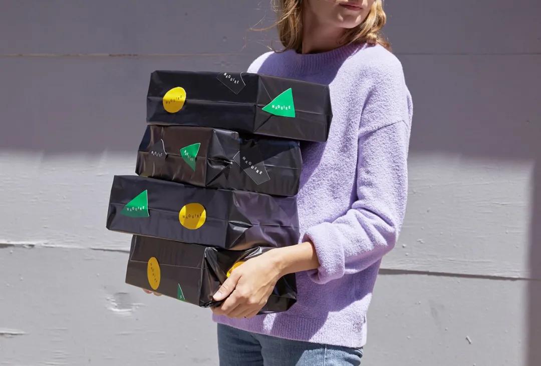 服装品牌设计ps,高端品牌服装展示设计平面图