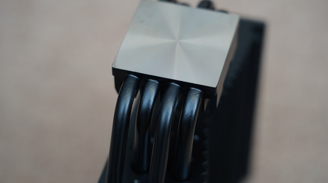 等等*党**的胜利？用5700G打造的暗黑二重制版ITX主机分享