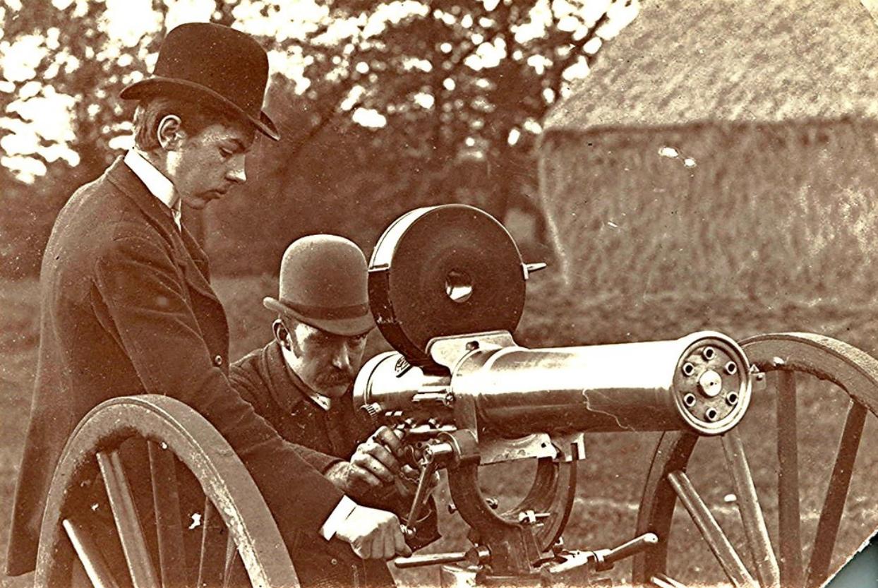 大慈大悲加特林,机枪扫射渡众生,为减少伤亡而诞生的加特林机枪