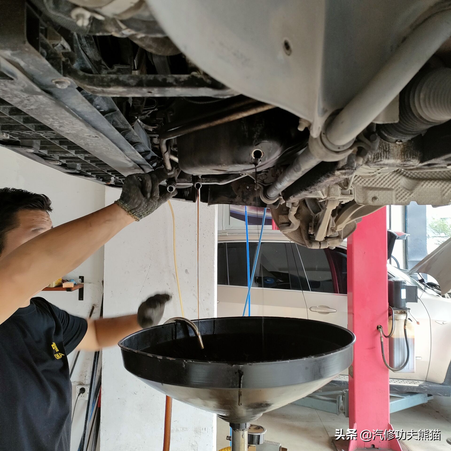 奥迪q5烧机油值不值得买,2015款奥迪q5舒适型烧机油