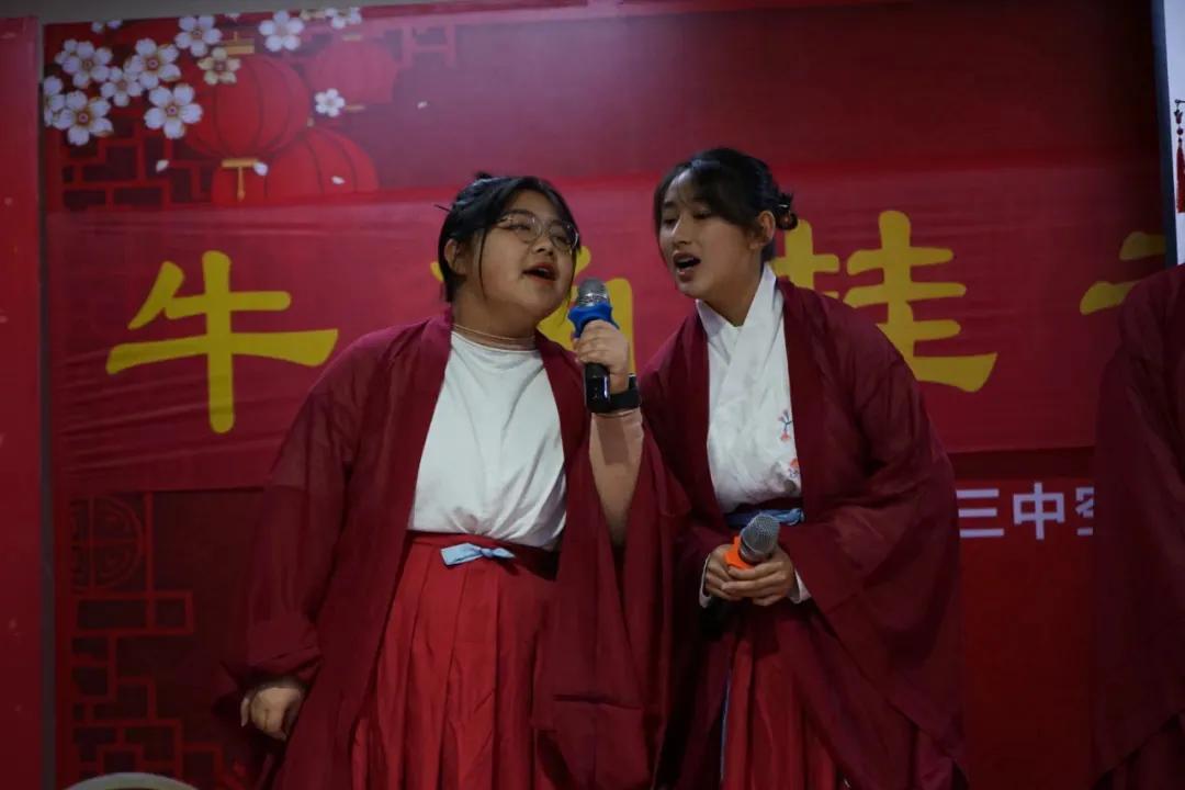 三中诗词大会,昆明市第三中学空港实验学校校歌