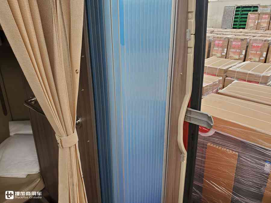 解放jh6怎么区分大小驾驶室,解放jh6国六房车货车用车真实感受