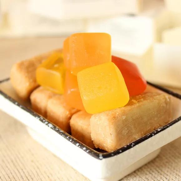 去云南旅游必带的特产,云南旅游大巴车上的土特产