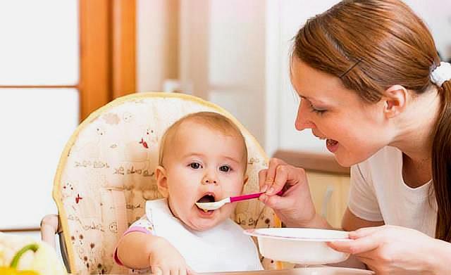 5岁女孩不会吐骨刺送医院，到底是谁的责任？别让孩子成为巨婴