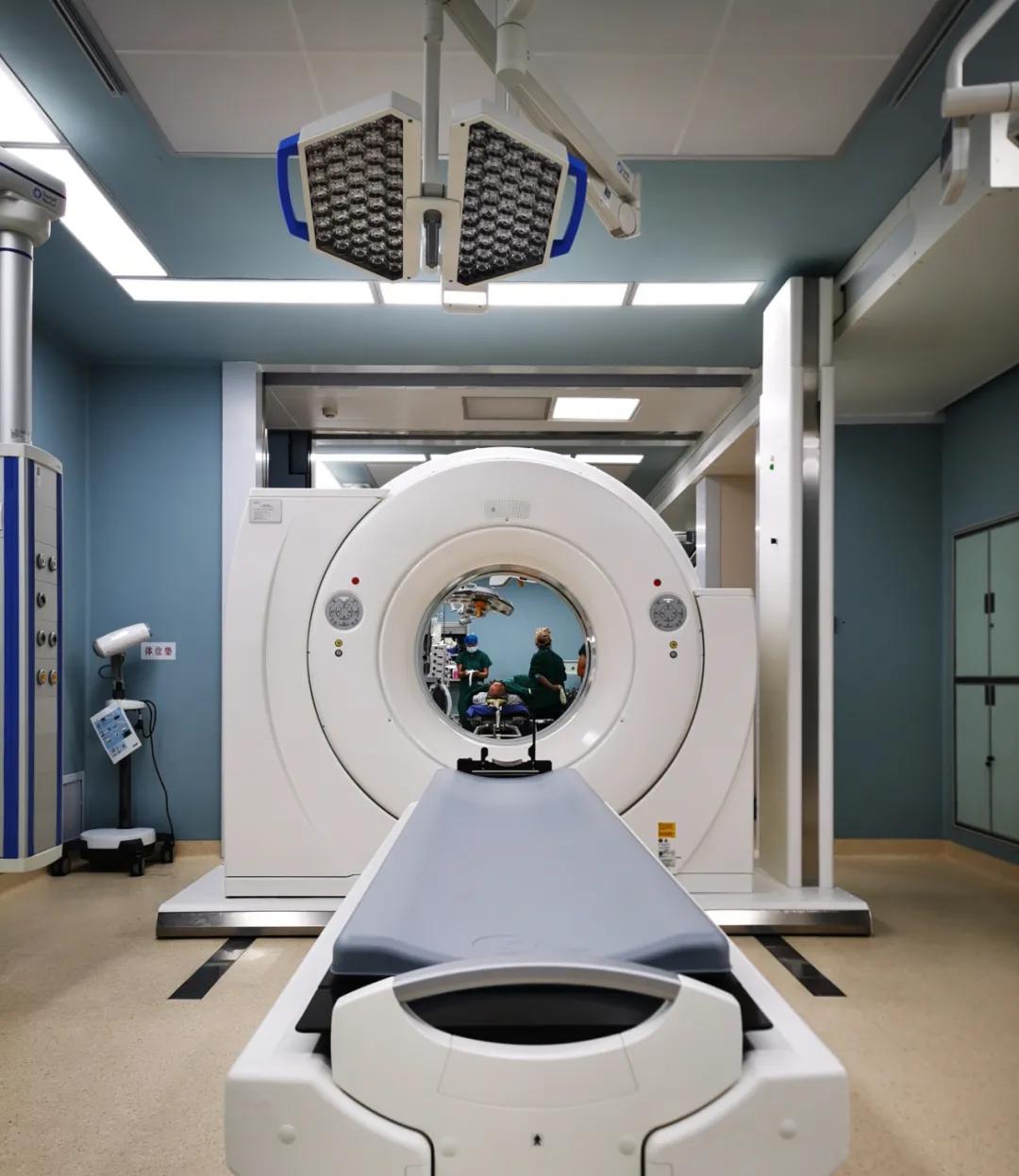 一起走进开展首例DBS治疗梅杰综合征的900医院神经外科