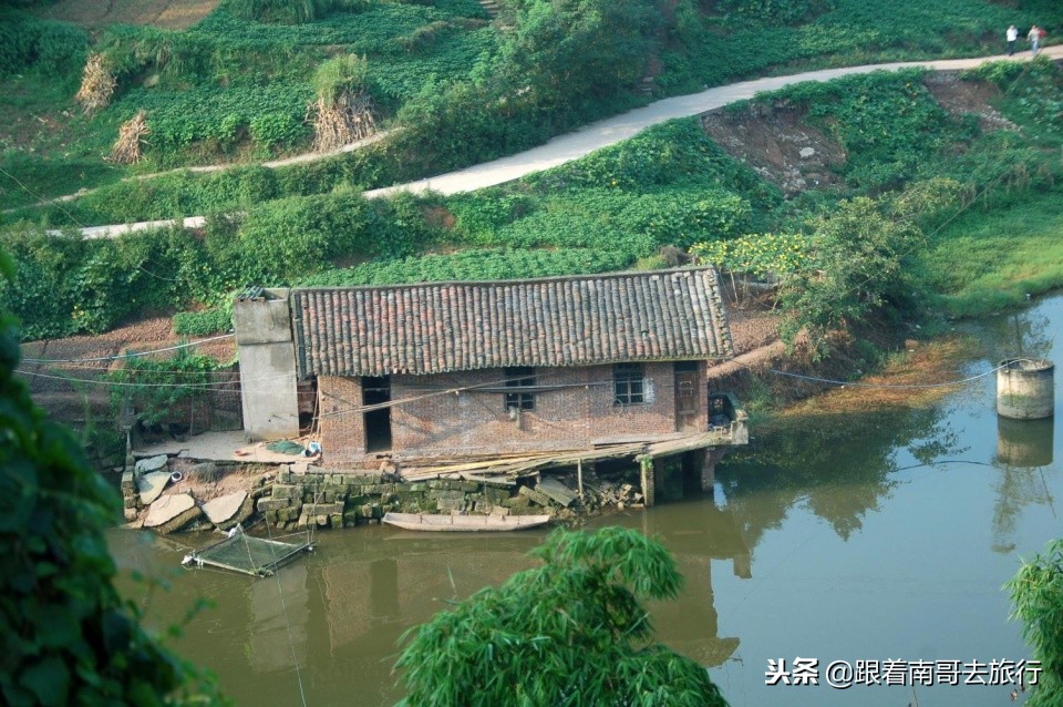 诺亚方舟古镇全景,诺亚方舟古镇