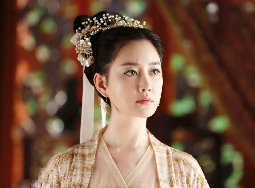 夏天女生需要化妆吗,夏天女人为什么要化妆