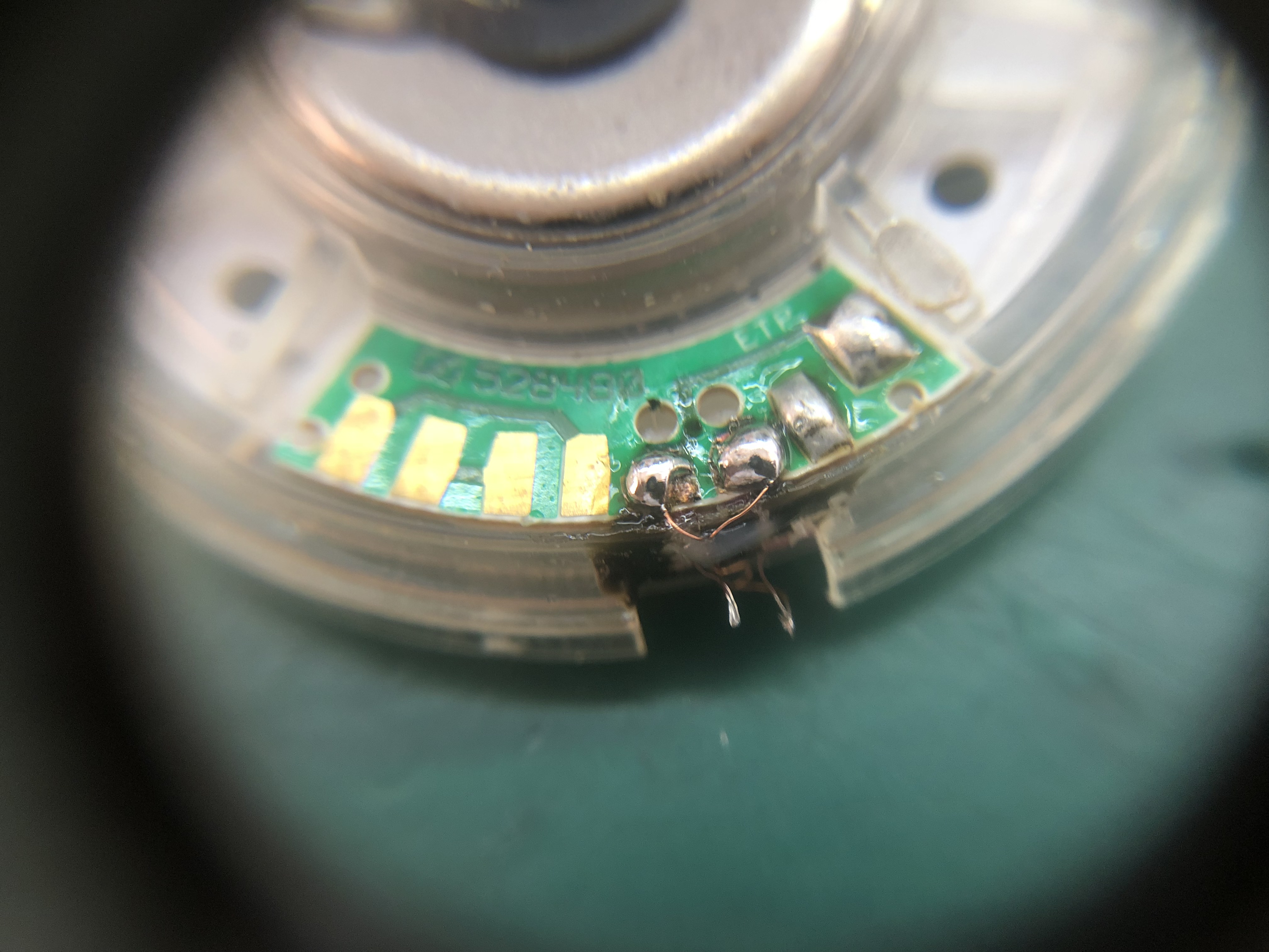 老款森海塞尔耳机拆解,森海塞尔大馒头4头戴式耳机拆解