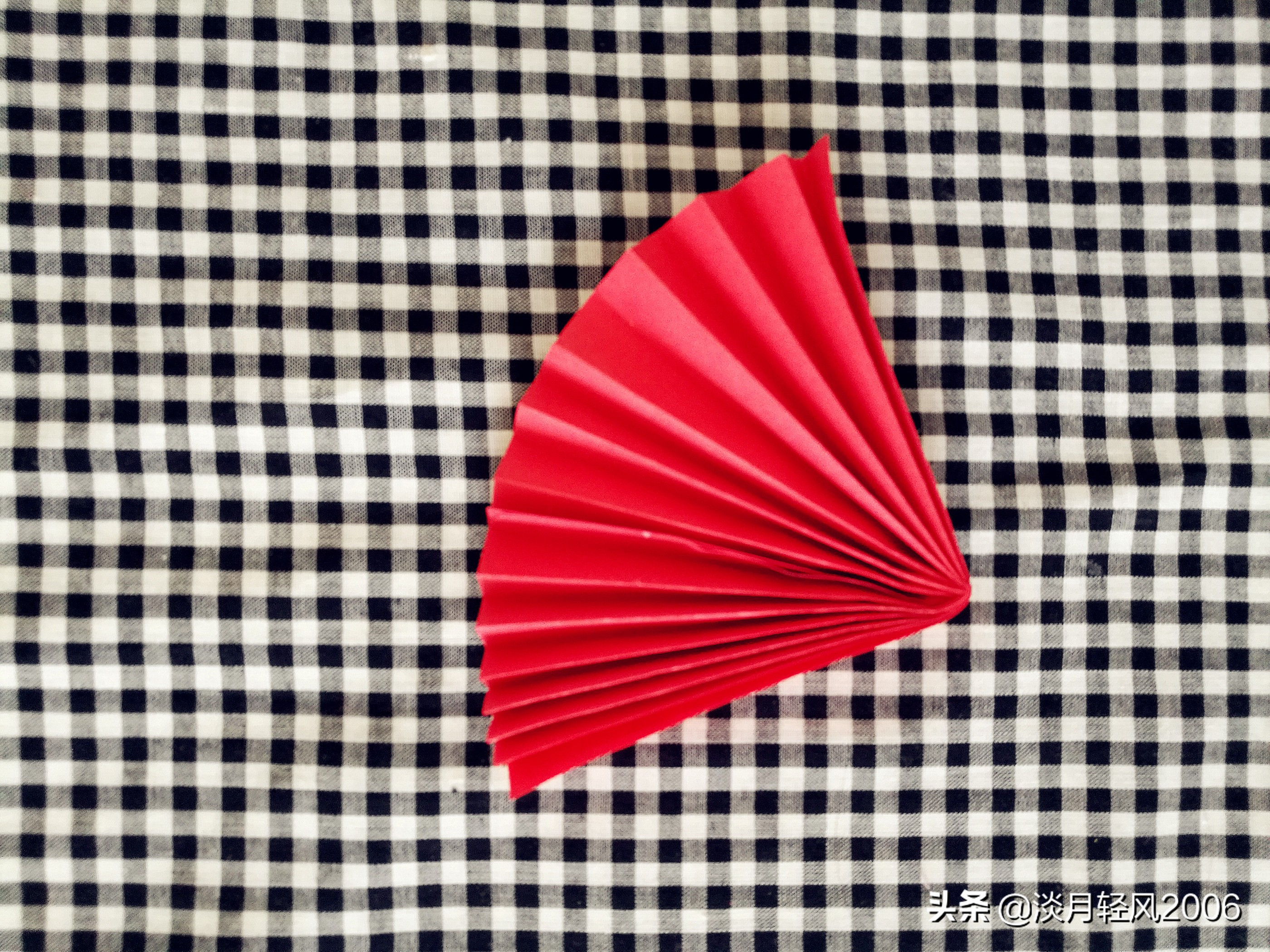 怎么用卡纸做一只可爱的小猪,最简单的手工可爱小猪制作