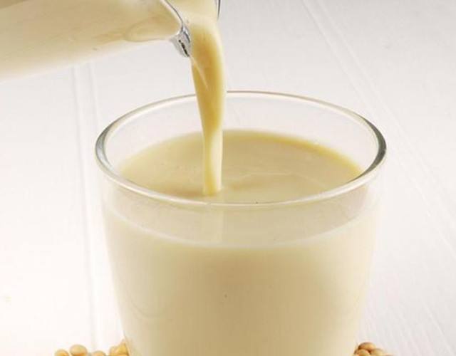 耗时3天整理出的20款豆浆配方，每天一杯好处多多，让你素颜都美