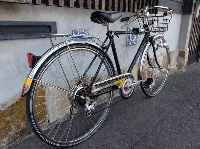 全球限量3000台丰田车,40年前的丰田车