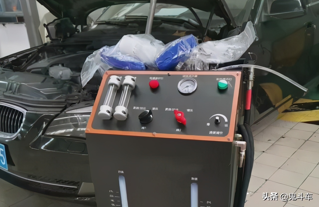 防冻液有点浑浊要不要换,防冻液变浑浊需要换吗