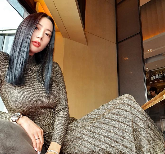 韩国第一美女克拉拉晒近照,亚洲第一女神克拉拉穿露脐装