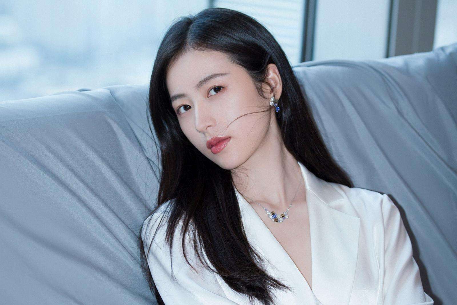 复古古典穿搭 (中式复古宫廷风穿搭)