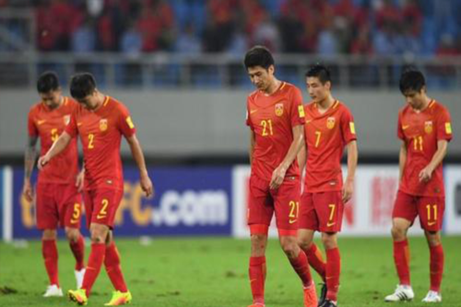 东亚杯日本失误,东亚杯最后战0比1不敌朝鲜