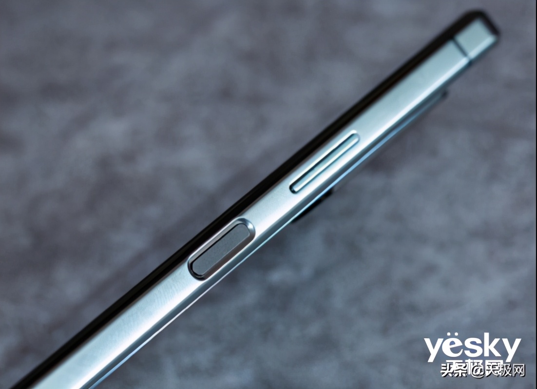 索尼xperia1ii手机评测视频,大师巅峰之作