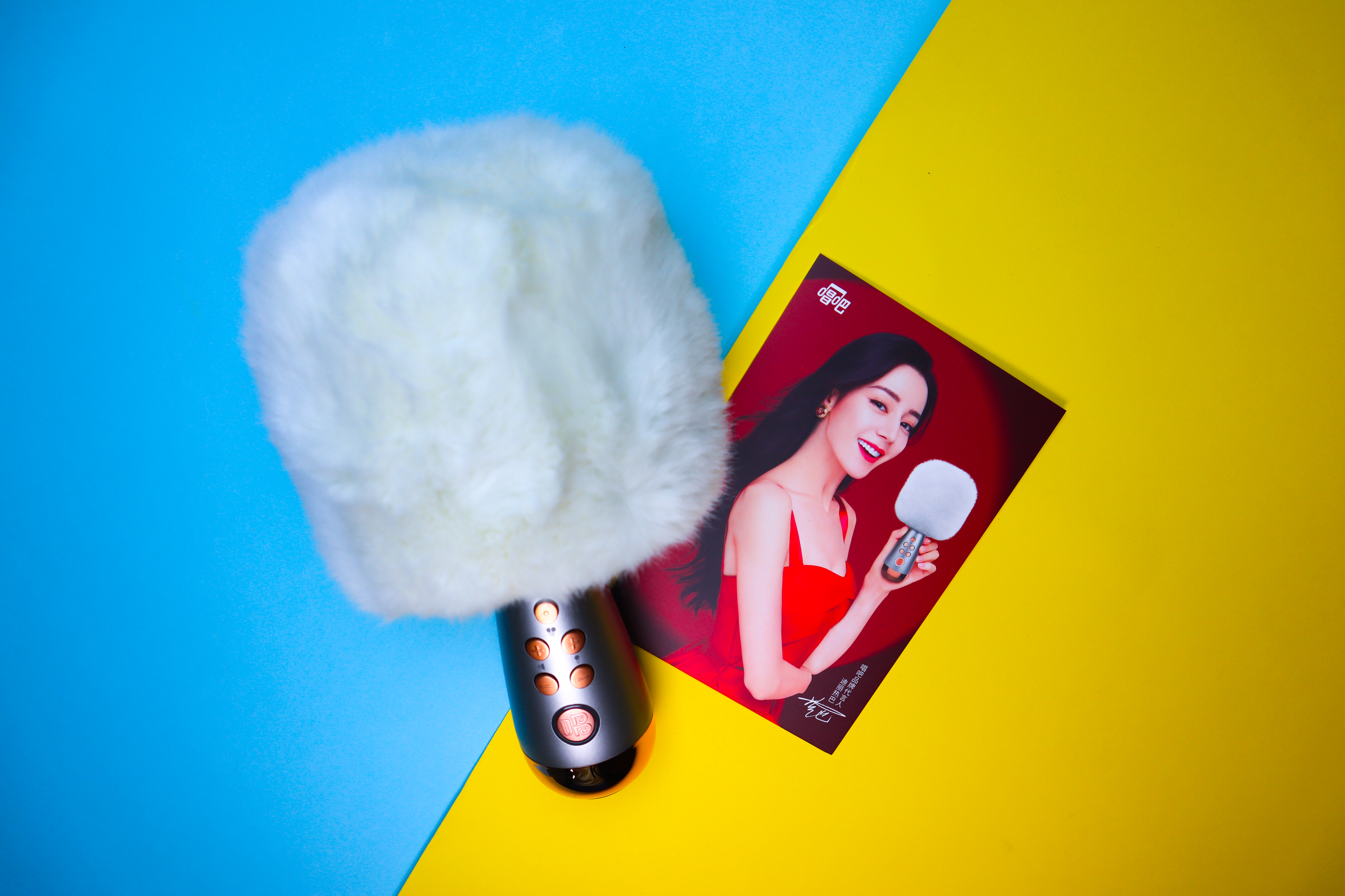 自带音响，随处K歌——唱吧K歌宝-小巨蛋麦克风G2MAX开箱上手