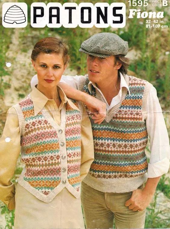 费尔岛毛衣特别适合英伦风的搭配,毛衣这样穿再普通的毛衣也时髦