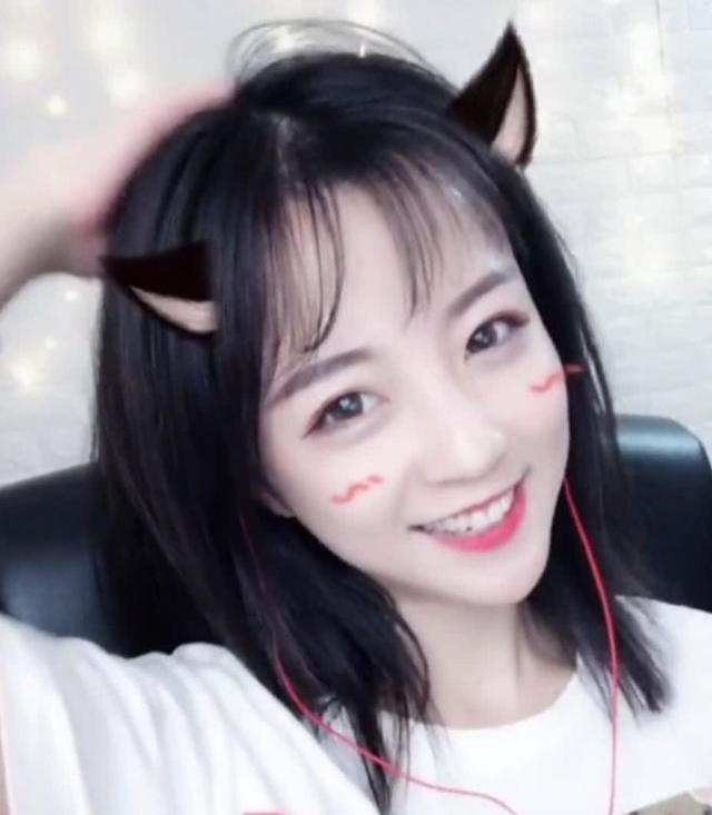 网红莉哥年轻照,曾经的网红莉哥爆火的视频