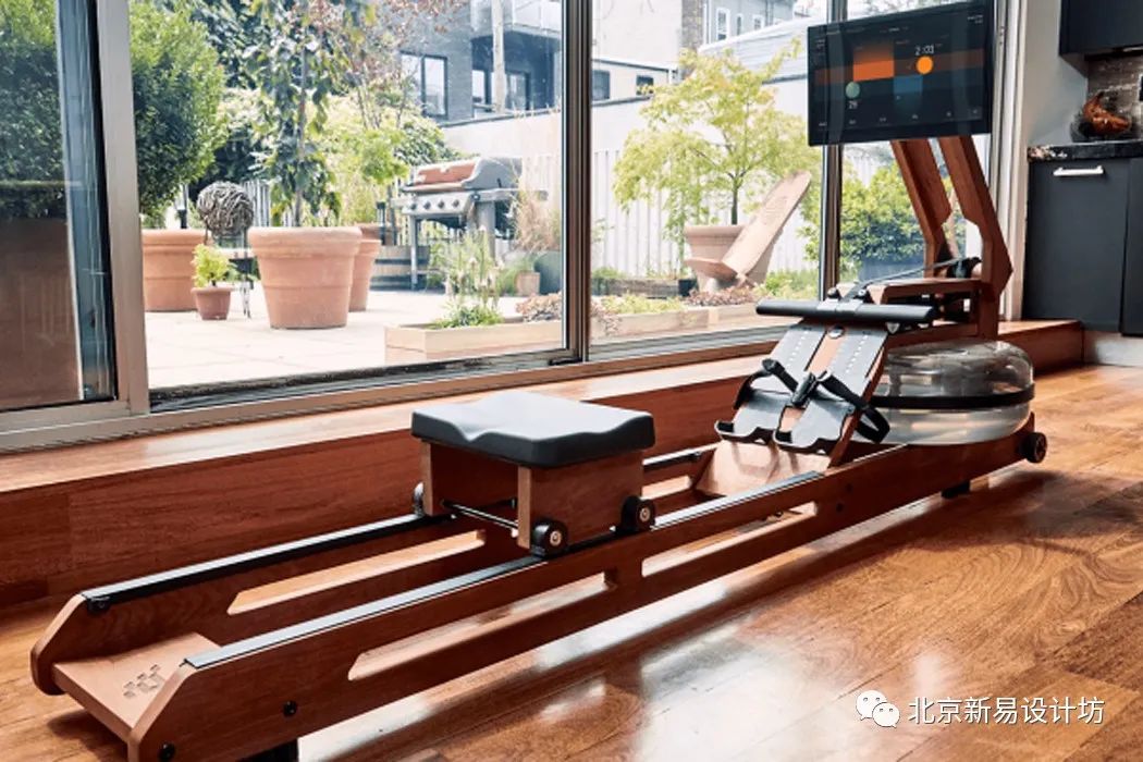 人性化多元化和实用性的健身器材,高科技有未来设计感的健身器材