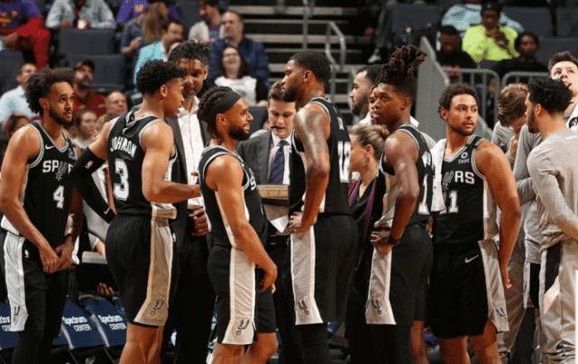 NBA里少见的“常青树”——邓肯，马刺一用就是19年