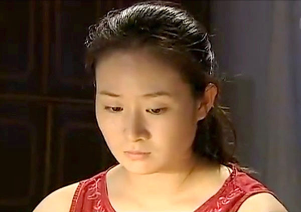 《乡村爱情1》里卖豆腐的王小蒙，如今离开本山大叔扶持，怎样了