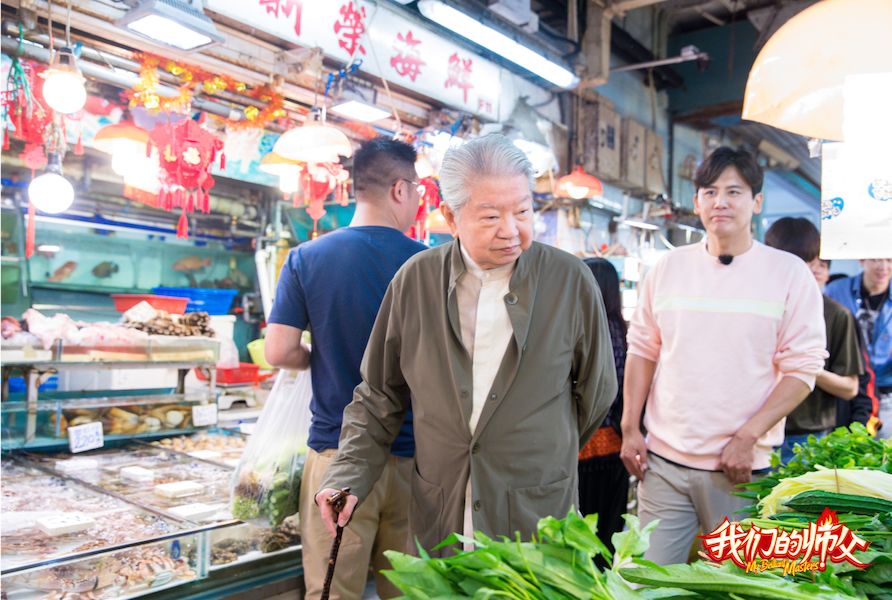 1989年香港最火节目主持:谈过47个女朋友,金庸眼中最潇洒的人