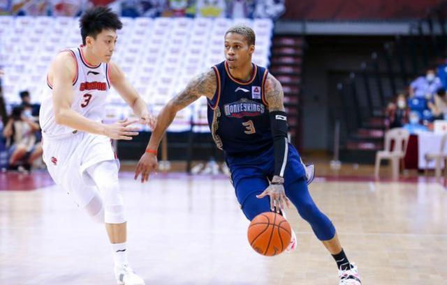 高诗岩祝福胡明轩获得fmvp,高诗岩打完比赛找胡明轩