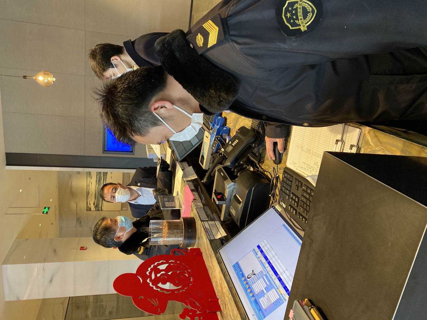 兄弟三人齐上阵疫情防控共练兵