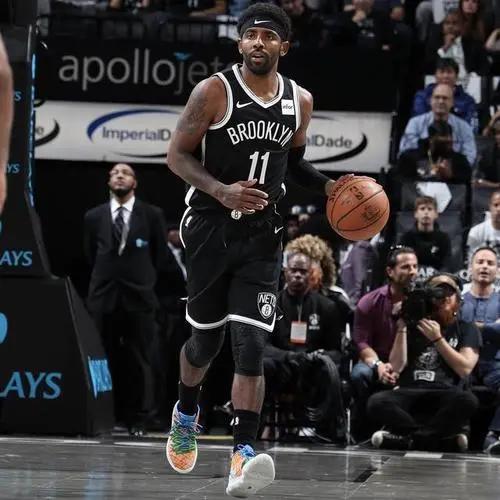 凯里欧文篮网时期过人集锦,凯里欧文巅峰时期是在哪个队