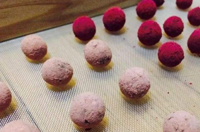 硫磺皂只能用来洗脸？太小瞧它了，硫磺皂的4个功效你需要知道