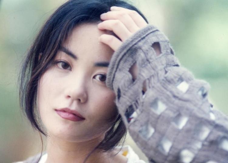 王菲和窦唯目前的关系,王菲最疯狂的一次恋爱